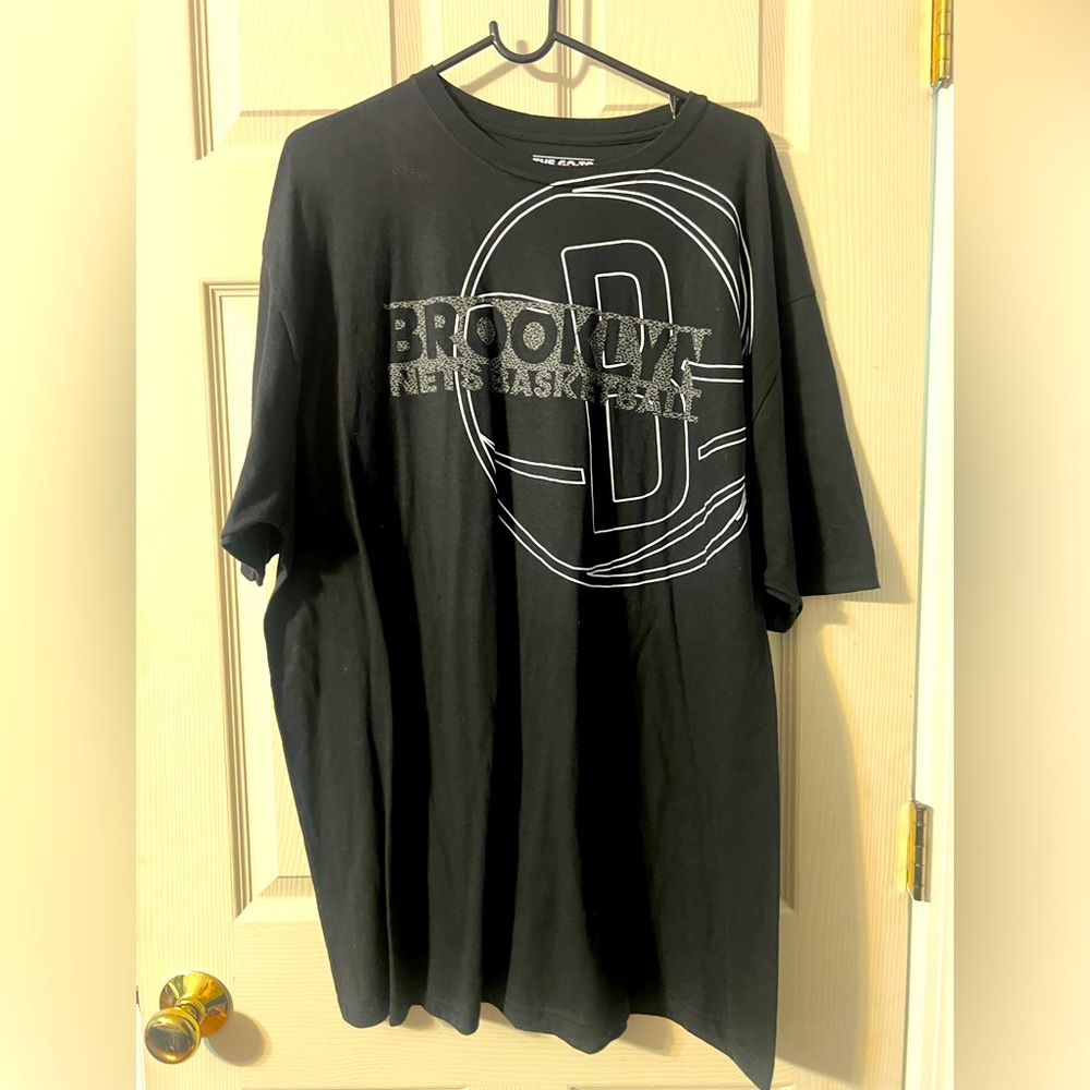 NWT Brooklyn Nets Black Basketball Adidas Short Sleeve Tee 2X